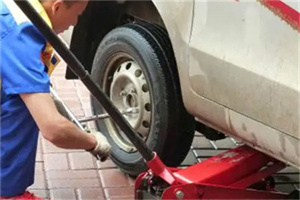昂昂溪区附近拖车24小时服务热线电话